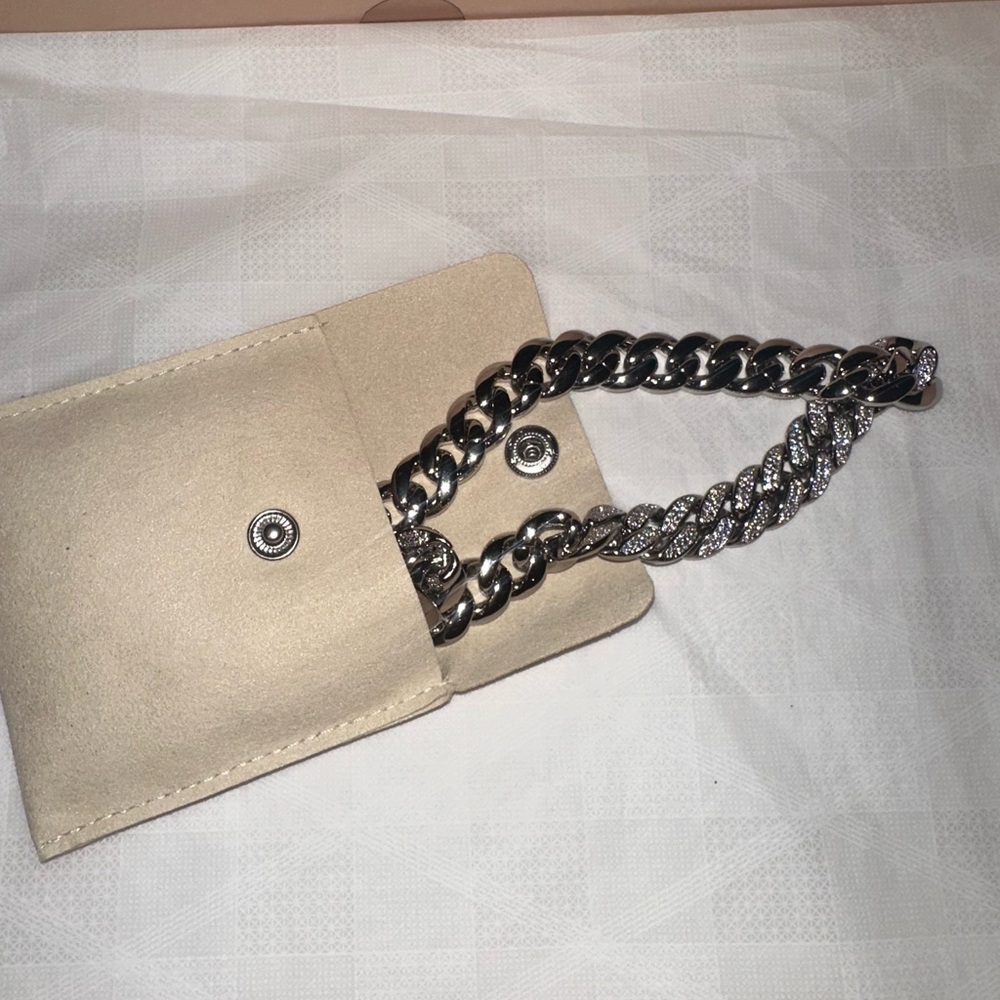 Cuban Bling Chain - Picture 8 of 11